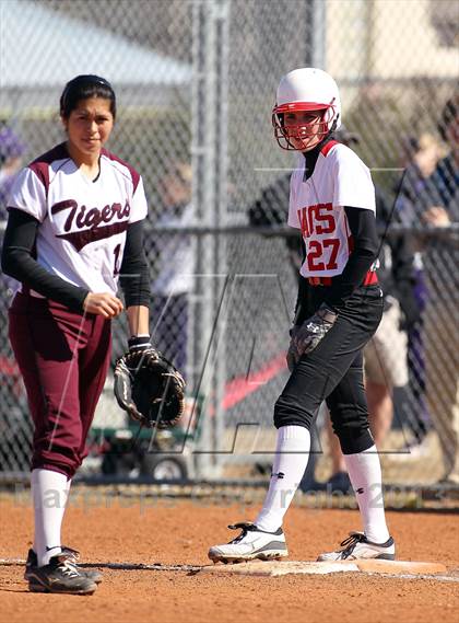 Thumbnail 2 in Horn [Dr. John] vs A&M Consolidated (Forney-North Forney Invitational) photogallery.