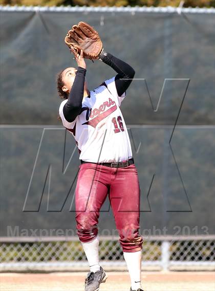 Thumbnail 2 in Horn [Dr. John] vs A&M Consolidated (Forney-North Forney Invitational) photogallery.