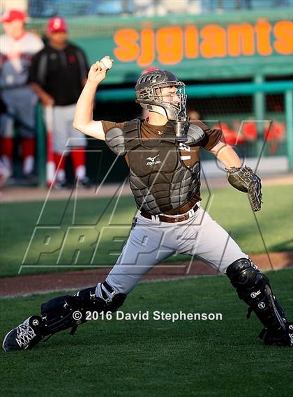 Thumbnail 3 in Saint Francis vs. San Benito (CIF CCS Open Final) photogallery.