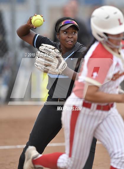 Thumbnail 2 in Orange Lutheran vs. Norco (CIF-SS D1 Playoff) photogallery.