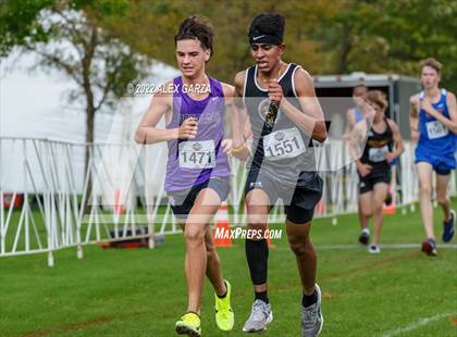 Thumbnail 3 in UIL 2A Cross Country Finals photogallery.