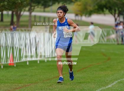 Thumbnail 1 in UIL 2A Cross Country Finals photogallery.