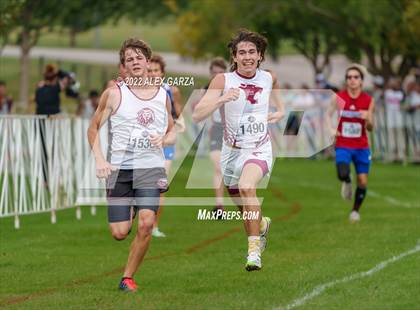 Thumbnail 3 in UIL 2A Cross Country Finals photogallery.
