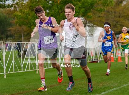 Thumbnail 2 in UIL 2A Cross Country Finals photogallery.