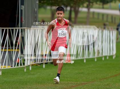 Thumbnail 1 in UIL 2A Cross Country Finals photogallery.