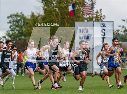 Thumbnail 3 in UIL 2A Cross Country Finals photogallery.