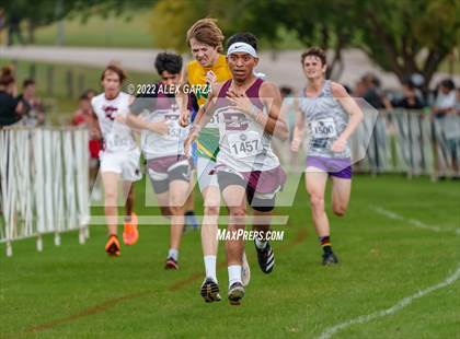Thumbnail 2 in UIL 2A Cross Country Finals photogallery.