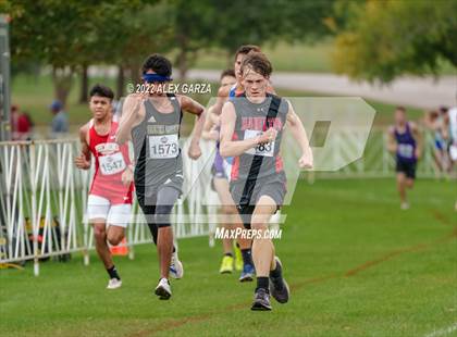 Thumbnail 3 in UIL 2A Cross Country Finals photogallery.