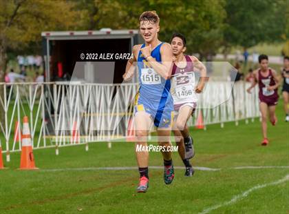 Thumbnail 3 in UIL 2A Cross Country Finals photogallery.