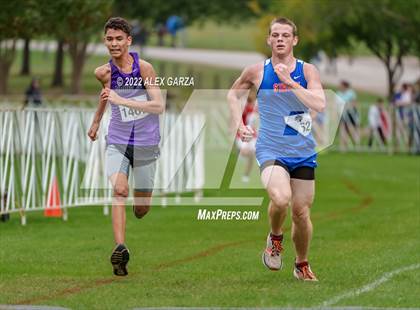 Thumbnail 2 in UIL 2A Cross Country Finals photogallery.