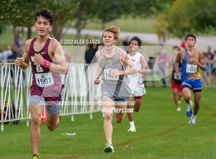 Thumbnail 3 in UIL 2A Cross Country Finals photogallery.