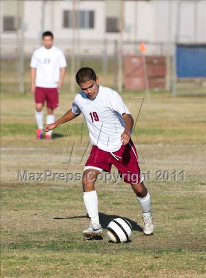 Thumbnail 3 in Dos Pueblos vs Oxnard (Buena New Year's Tournament) photogallery.