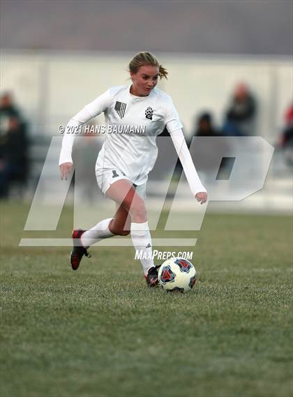 Thumbnail 3 in Galena @ Bishop Manogue photogallery.