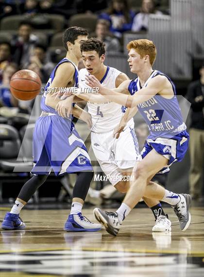 Thumbnail 1 in Covington Catholic vs Newport Central Catholic photogallery.