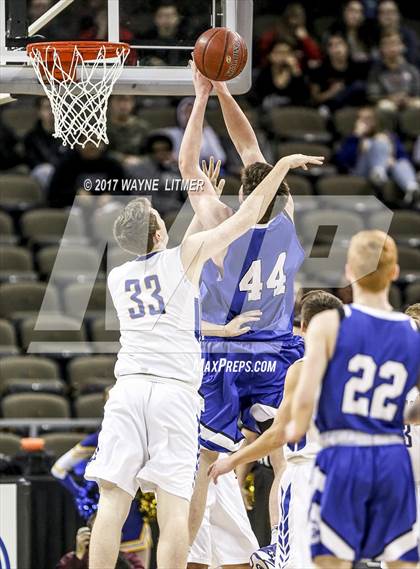 Thumbnail 1 in Covington Catholic vs Newport Central Catholic photogallery.