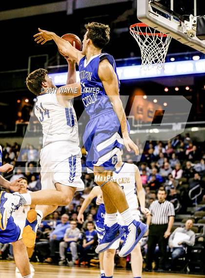 Thumbnail 3 in Covington Catholic vs Newport Central Catholic photogallery.