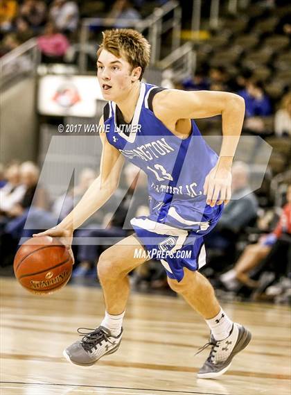Thumbnail 2 in Covington Catholic vs Newport Central Catholic photogallery.