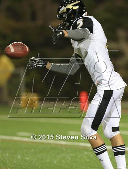 Thumbnail 2 in Bonita Vista vs. Canyon (CIF SoCal Regional 4-AA Division Final) photogallery.