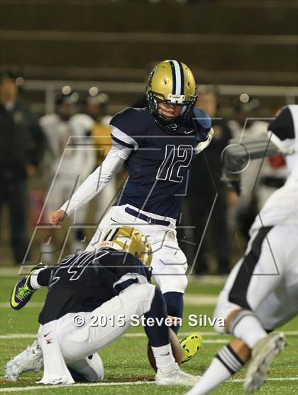 Thumbnail 1 in Bonita Vista vs. Canyon (CIF SoCal Regional 4-AA Division Final) photogallery.