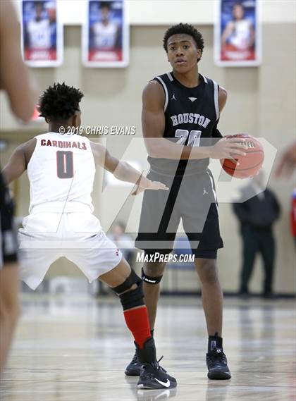 Thumbnail 3 in Brighton vs. Houston (Oseman Insurance Holiday Hoops) photogallery.