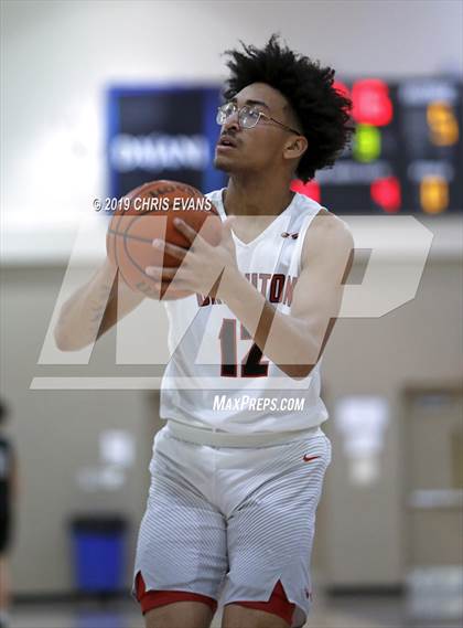 Thumbnail 2 in Brighton vs. Houston (Oseman Insurance Holiday Hoops) photogallery.