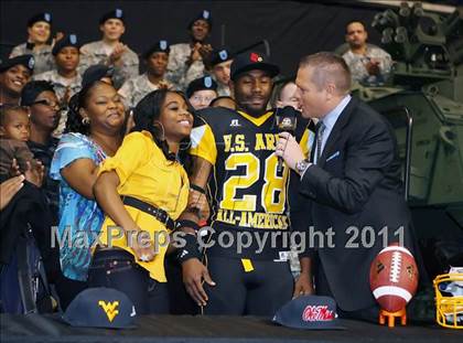 Thumbnail 1 in U.S. Army All-American Bowl (San Antonio) photogallery.