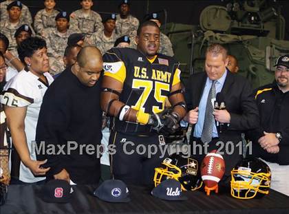 Thumbnail 2 in U.S. Army All-American Bowl (San Antonio) photogallery.