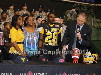 Thumbnail 1 in U.S. Army All-American Bowl (San Antonio) photogallery.