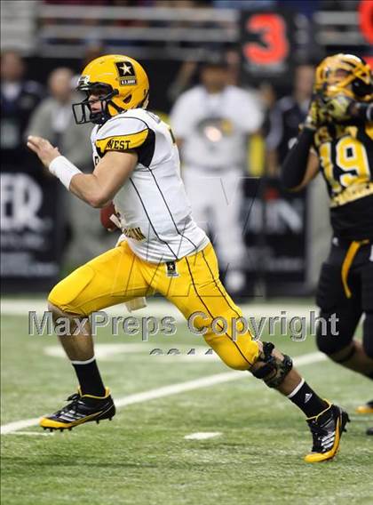 Thumbnail 1 in U.S. Army All-American Bowl (San Antonio) photogallery.