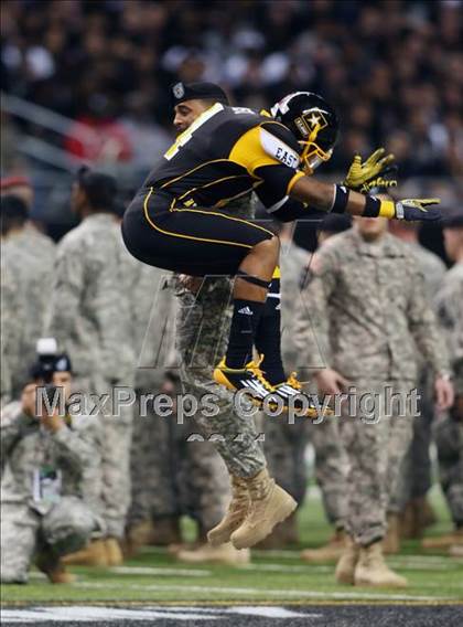 Thumbnail 1 in U.S. Army All-American Bowl (San Antonio) photogallery.