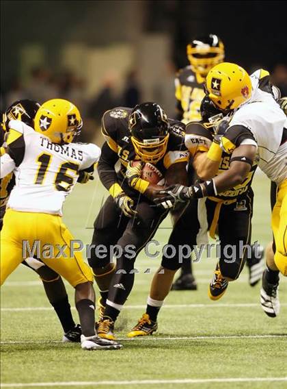 Thumbnail 3 in U.S. Army All-American Bowl (San Antonio) photogallery.