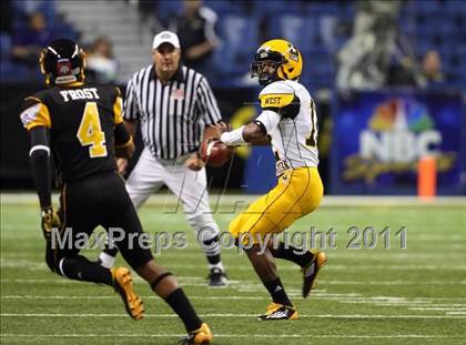 Thumbnail 3 in U.S. Army All-American Bowl (San Antonio) photogallery.