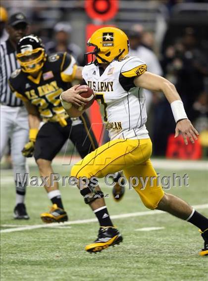 Thumbnail 1 in U.S. Army All-American Bowl (San Antonio) photogallery.