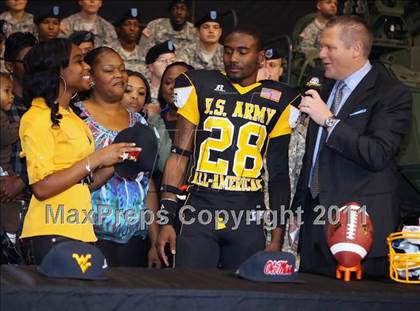 Thumbnail 2 in U.S. Army All-American Bowl (San Antonio) photogallery.