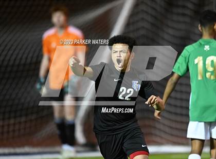 Thumbnail 2 in Holy Cross @ East Jefferson (Div.II Quarterfinal Playoff) photogallery.