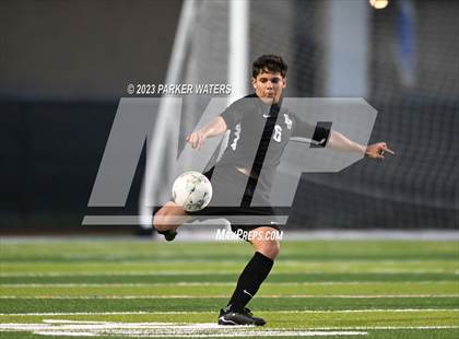 Thumbnail 2 in Holy Cross @ East Jefferson (Div.II Quarterfinal Playoff) photogallery.