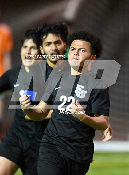 Thumbnail 3 in Holy Cross @ East Jefferson (Div.II Quarterfinal Playoff) photogallery.