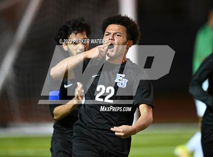 Thumbnail 1 in Holy Cross @ East Jefferson (Div.II Quarterfinal Playoff) photogallery.