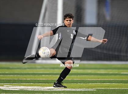 Thumbnail 3 in Holy Cross @ East Jefferson (Div.II Quarterfinal Playoff) photogallery.