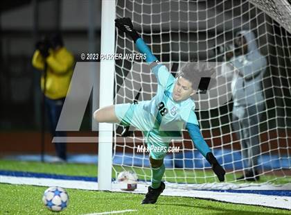 Thumbnail 3 in Holy Cross @ East Jefferson (Div.II Quarterfinal Playoff) photogallery.