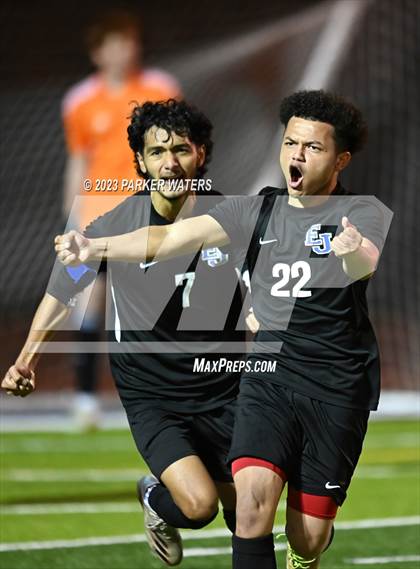 Thumbnail 2 in Holy Cross @ East Jefferson (Div.II Quarterfinal Playoff) photogallery.
