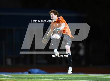 Thumbnail 2 in Holy Cross @ East Jefferson (Div.II Quarterfinal Playoff) photogallery.