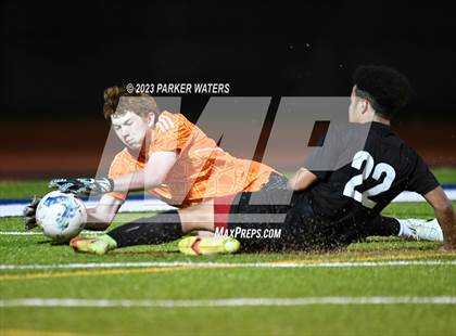Thumbnail 3 in Holy Cross @ East Jefferson (Div.II Quarterfinal Playoff) photogallery.