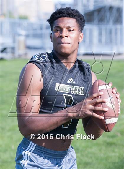Thumbnail 1 in Cass Tech (2016 Preseason Top 25 Early Contenders Photo Shoot)  photogallery.