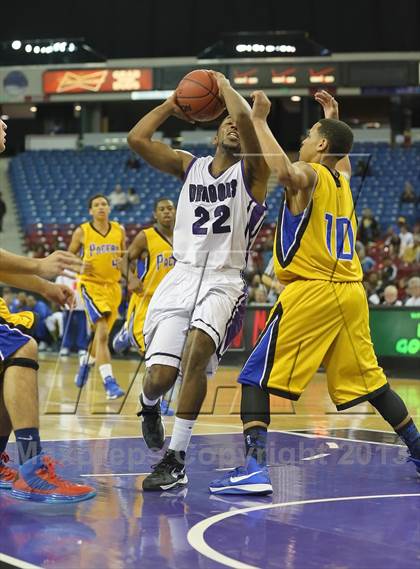 Thumbnail 2 in Sacramento vs. Grant (CIF SJS D-2 Semi Final) photogallery.