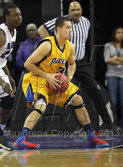 Thumbnail 3 in Sacramento vs. Grant (CIF SJS D-2 Semi Final) photogallery.