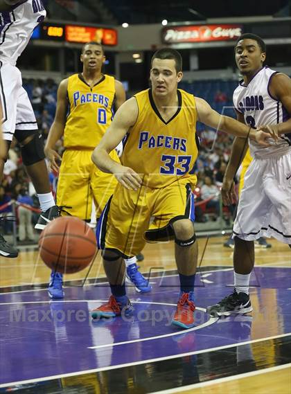 Thumbnail 2 in Sacramento vs. Grant (CIF SJS D-2 Semi Final) photogallery.
