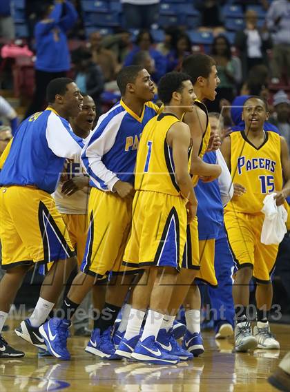 Thumbnail 1 in Sacramento vs. Grant (CIF SJS D-2 Semi Final) photogallery.