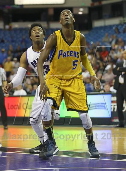 Thumbnail 2 in Sacramento vs. Grant (CIF SJS D-2 Semi Final) photogallery.