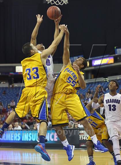Thumbnail 1 in Sacramento vs. Grant (CIF SJS D-2 Semi Final) photogallery.